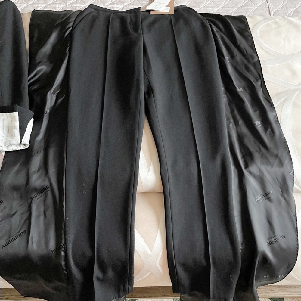 Burberry London RUNWAY Wool Logo Print Shawl Pants